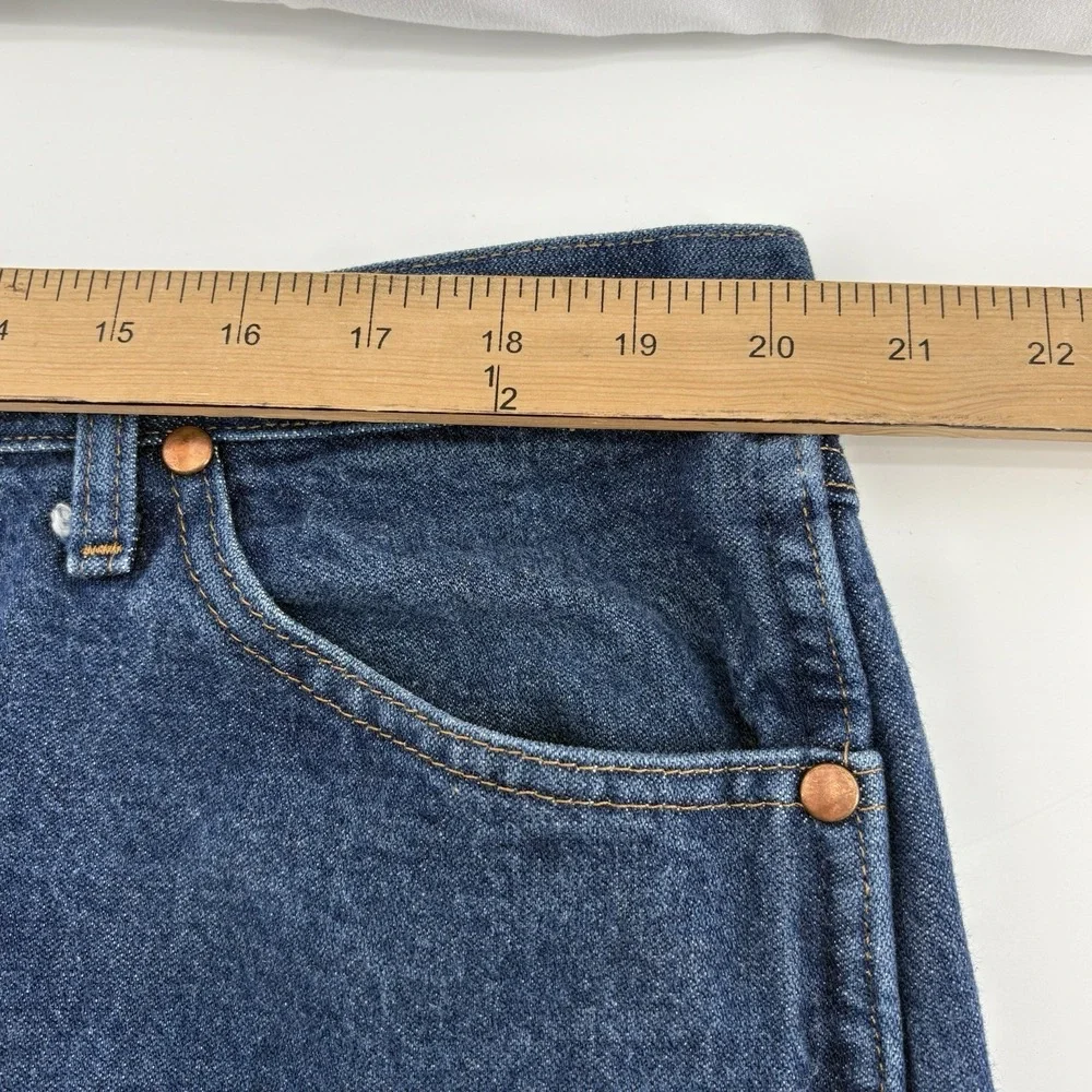 Wrangler 1013MWZ Cowboy Cut Jeans Mens 42x30 (Fits 40x30) Straight Leg High Rise